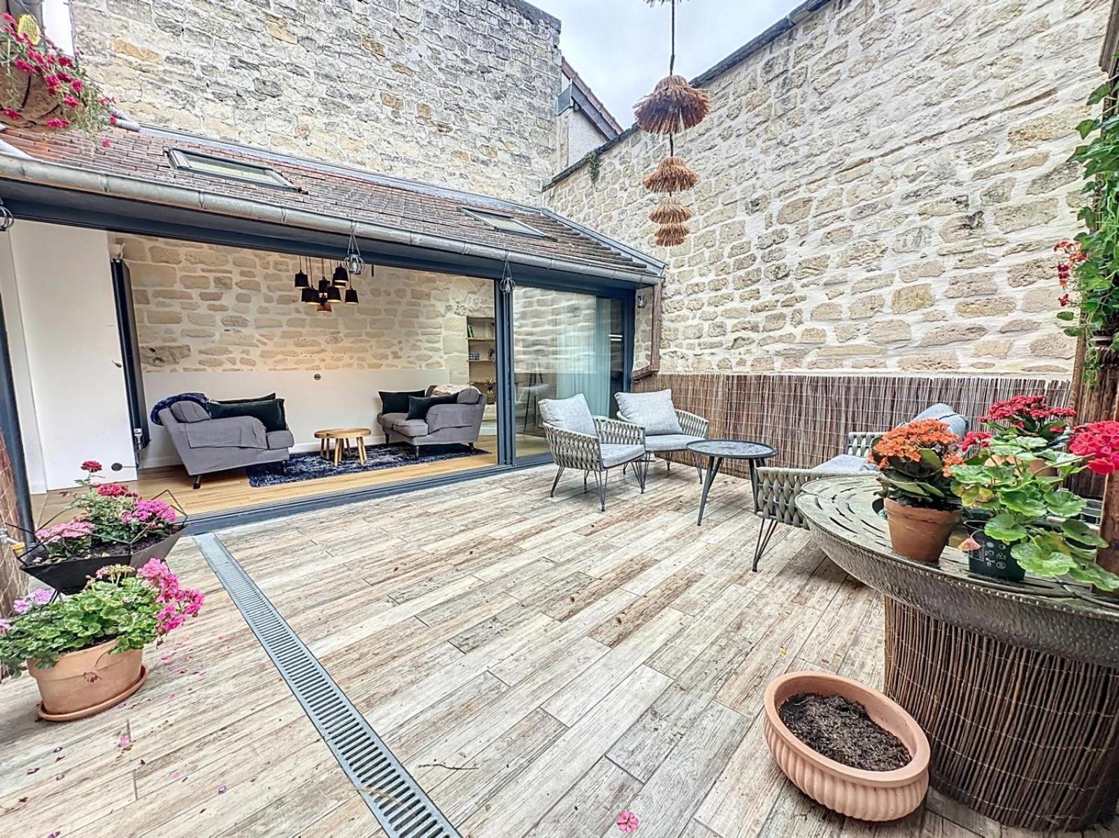 Suite Appart Place Versepuy Chantilly Exteriér fotografie